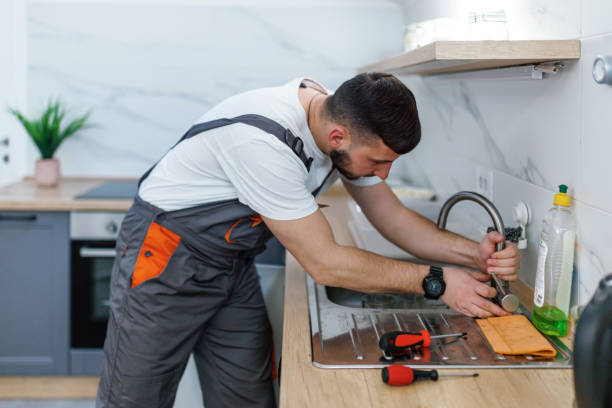 Best Emergency Plumber  in Val Verde, CA